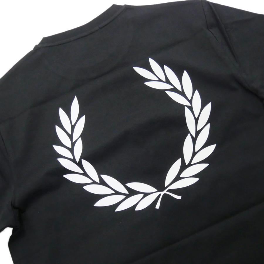 FRED PERRY◆Rear Powder ブラックローレルTシャツ 関税送料込 Fred Perry - Rear Powder Laurel Graphic Black - T-Shirt