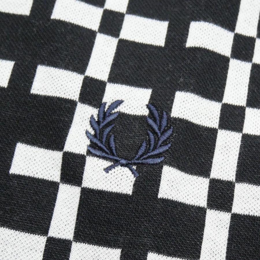 FRED PERRY（フレッドペリー） メンズクルーネックTシャツ M9864
