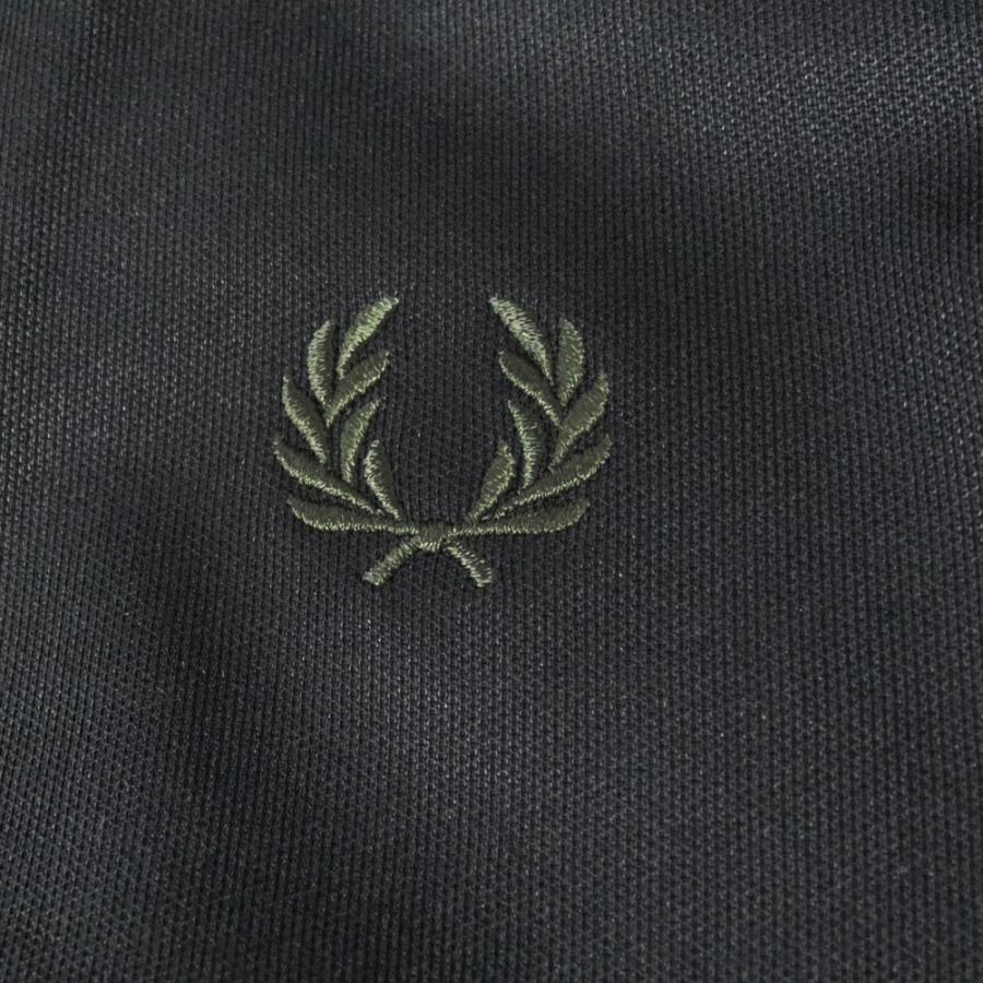FRED PERRY（フレッドペリー） メンズジップアップスウェット M9045