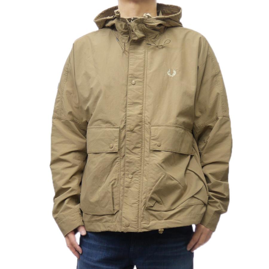 FRED PERRY（フレッドペリー） メンズナイロンジャケット J8572