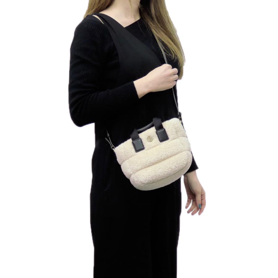 MONCLER モンクレール レディーストートバッグ / ショルダーバッグ 5L00004 M9570 / MICRO CARADOC ライトベージュ 2026春夏新作の画像