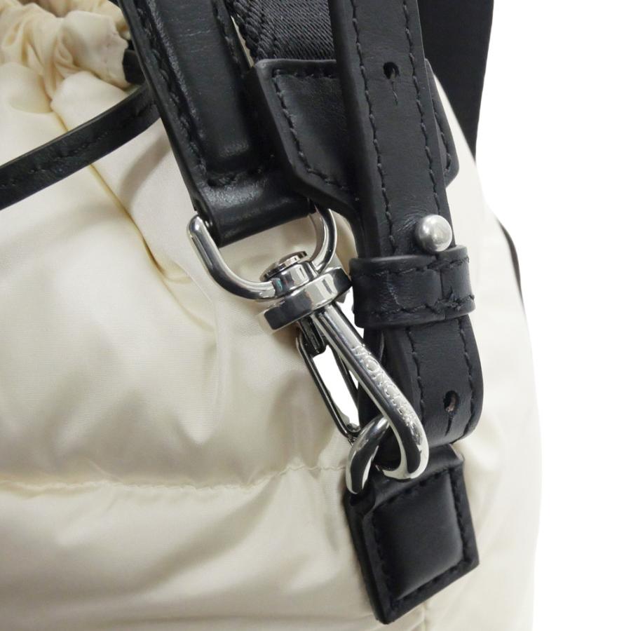 MONCLER モンクレール レディースショルダーバッグ 5I00002 M6275 / CARADOC BUCKET ホワイト 2026春夏新作の画像