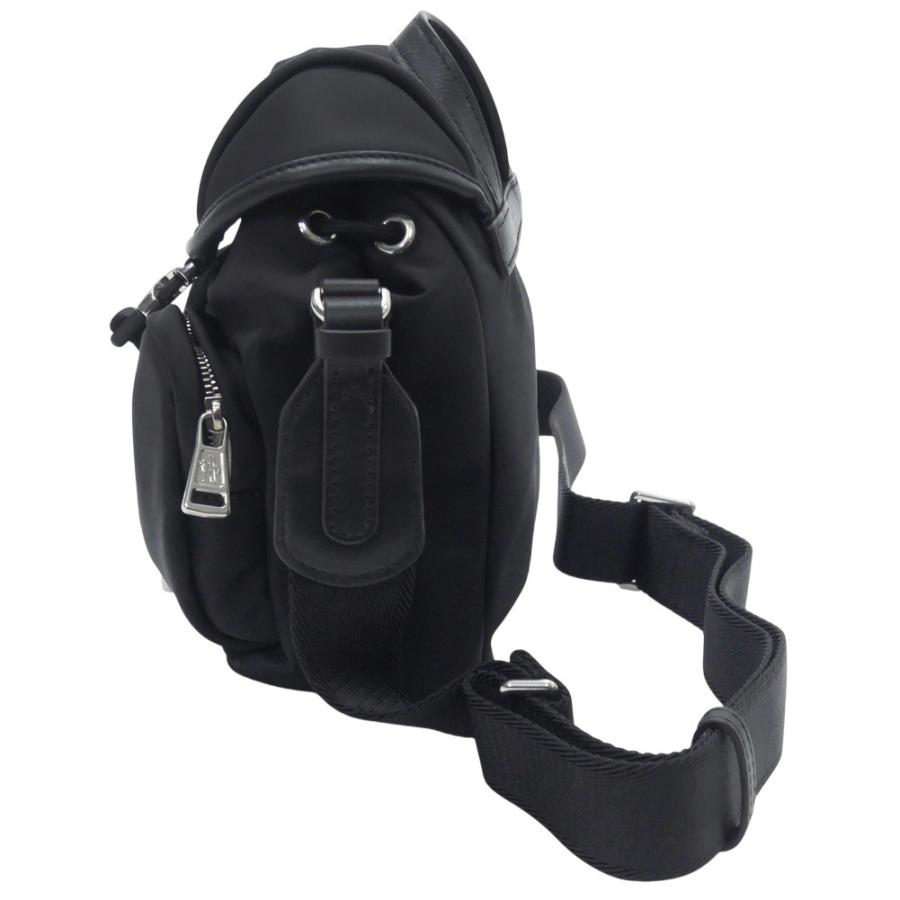 MONCLER モンクレール レディースショルダーバッグ 5A00003 M6980 / MINI TRICK BACKPACK ブラック 2026春夏新作の画像