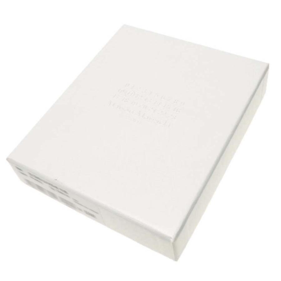 MAISON MARGIELA メゾンマルジェラ メンズ三つ折り財布（小銭入れ付き） S36UI0416 P4455 ブラック 定番人気商品の画像