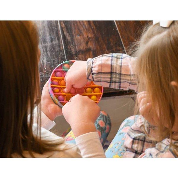 正規品 Go Pop! スクイーズ玩具 プッシュポップ 日本語パッケージ タイダイ柄 4573205123745 送料無料 翌営業日出荷 |  | 06