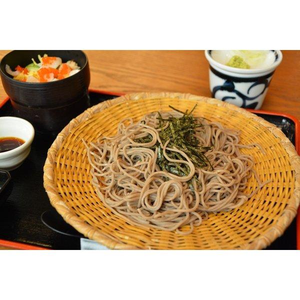 信州そば 生めん 人気 蕎麦湯も美味しい 長野県 木曽 木祖村産蕎麦粉 100%使用 半生そば 麺300g（約2〜2.5人前）つゆ付 送料無料 |  | 05