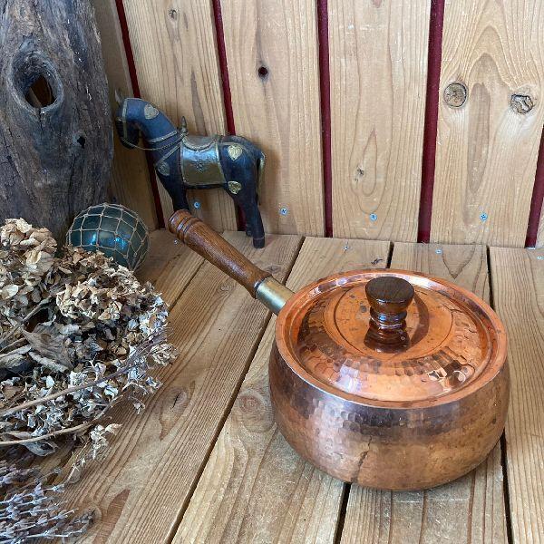アンティークShimamotoの銅鍋です。