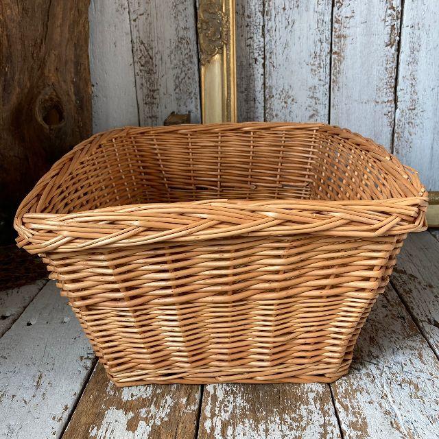 VINTAGE ヴィンテージ*大きな ウィロー ランドリーバスケット VINTAGE ヴィンテージ*大きな ウィロー ランドリーバスケット