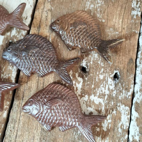 備前焼 本山和泉作 心窯 鯛 箸置き 5客 魚 箸休め 陶器 陶磁器 縁起物 備前焼 本山和泉作 心窯 鯛 箸置き 5客 魚 箸休め 陶器 陶磁器 縁起物