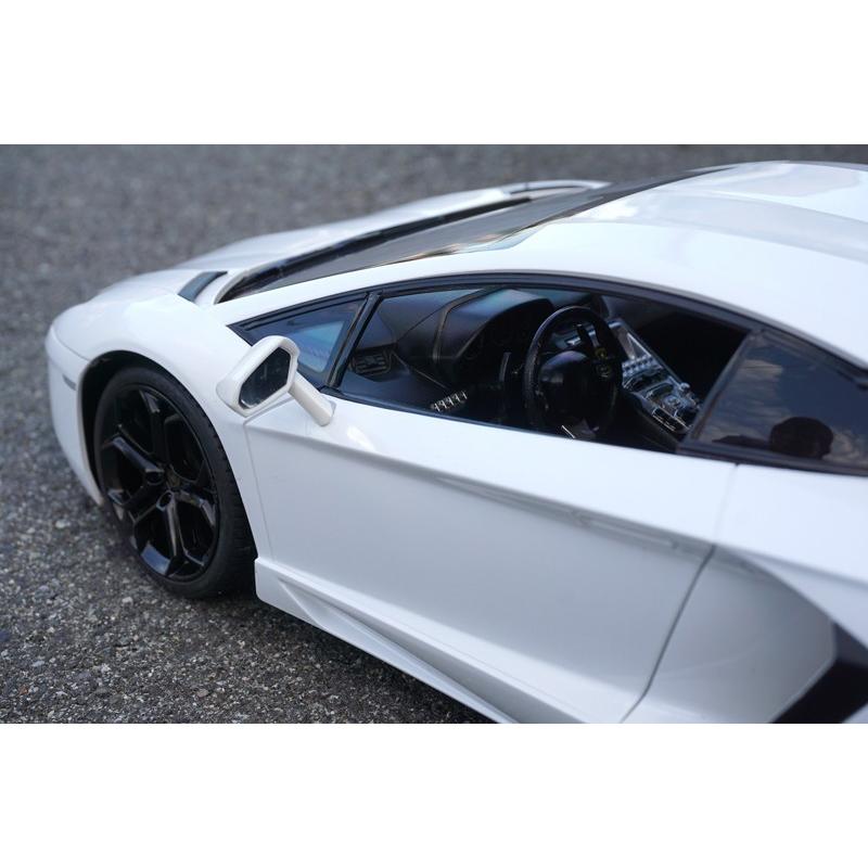 アヴェンタドール Lp700 4 1 10 Rc ランボルギーニ正規ライセンス品 ラジコン ホワイト ミニカー Lp700 White トレジャードットコム 通販 Yahoo ショッピング