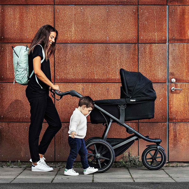Thule Urban Glide 2 3輪ベビーカー ジョギングストローラー Thule Urban Glide 2 3輪ベビーカー ジョギングストローラー