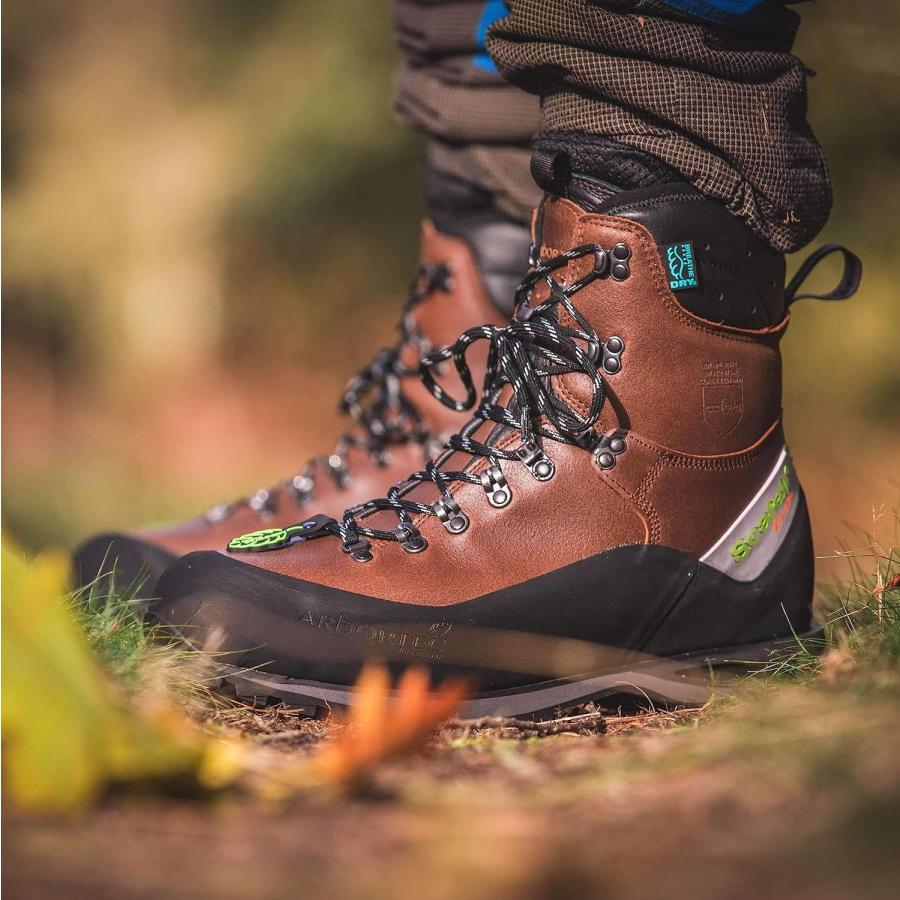 ARBORTEC Scafell Lite チェーンソー ブーツ スカーフェルライト 