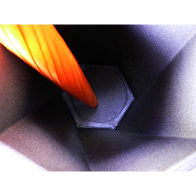 しがらき焼 櫛目ひねり六角 傘立て 陶器 黒 グレー 信楽焼き 信楽焼 傘