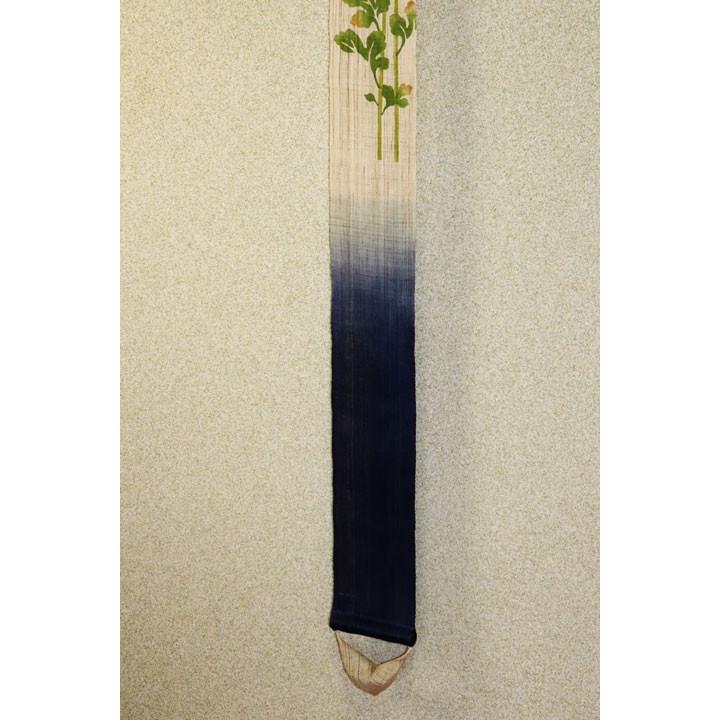 洛柿庵　細タペストリー「大糸菊」 手染め麻細タペストリー「大糸菊」 [京都洛柿庵オンラインショップ]