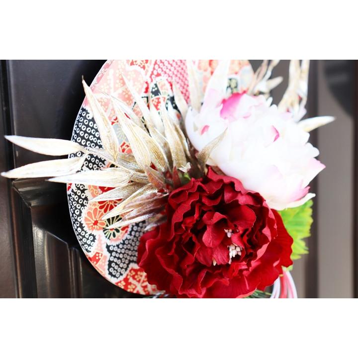 正月飾り 紅白牡丹と菊の壁飾り しめ縄 飾り 水引 タッセル 35cm