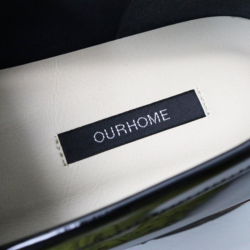 定価18590円 OURHOME エナメルレザーのローファーシューズ 24.5cm 