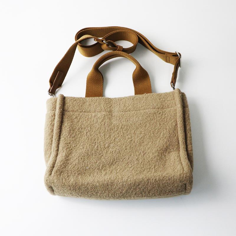 agnes b.（アニエスベー） 2023AW agnes b TAS11A-01 ロゴ刺繍 ウール 