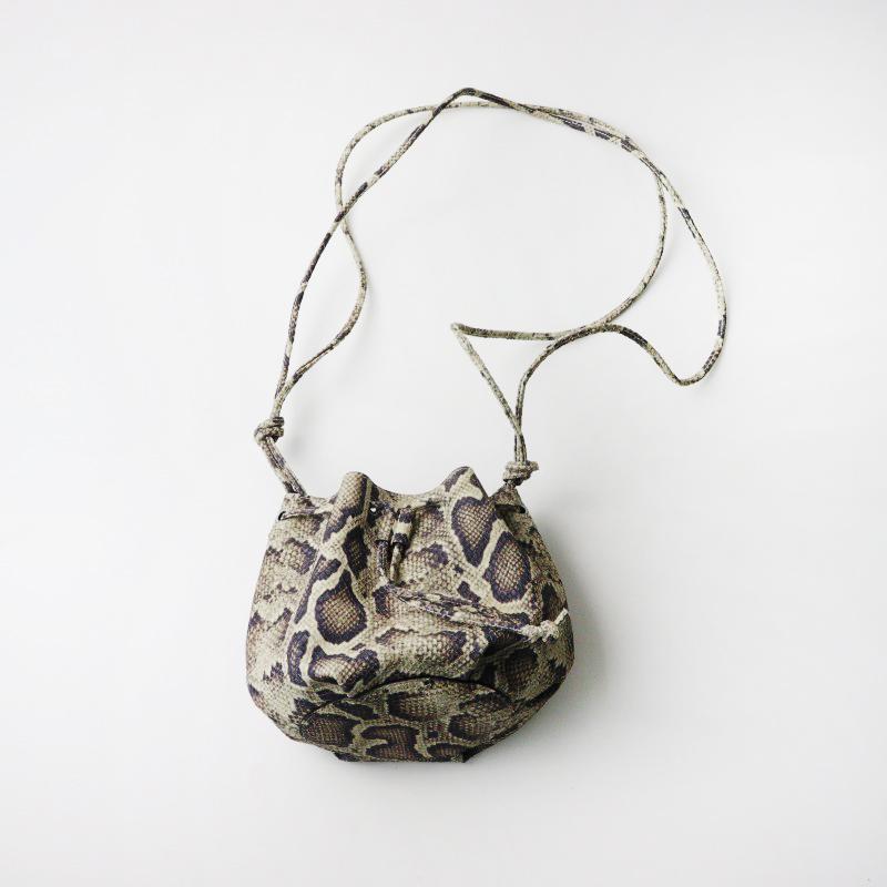 BANANA REPUBLIC（バナナリパブリック） 美品 BANANA REPUBLIC Pietra 