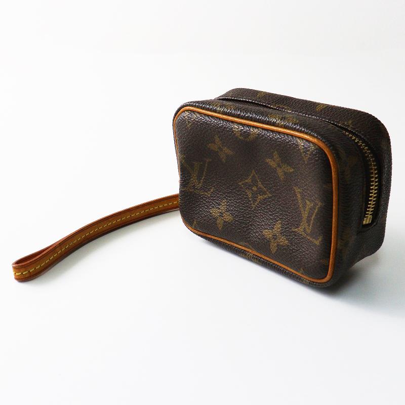 ルイヴィトン M58030 モノグラム トゥルースワピティ ポーチ　ストラップ付 LOUIS VUITTON（ルイ・ヴィトン） 【期間限定価格】良品 LOUIS VUITTON