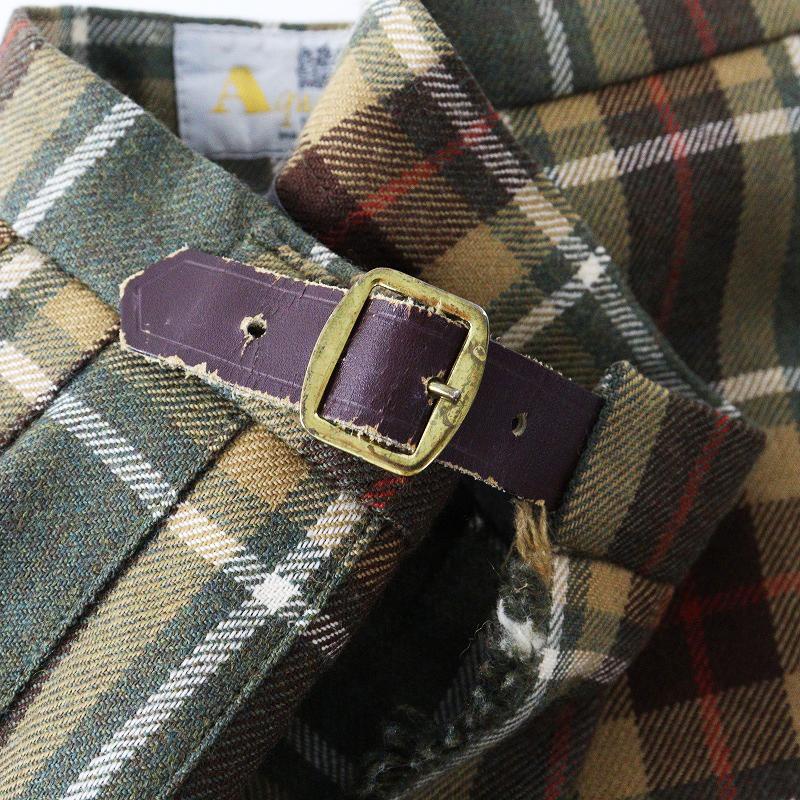Aquascutum（アクアスキュータム） ウールチェックプリーツキルト 