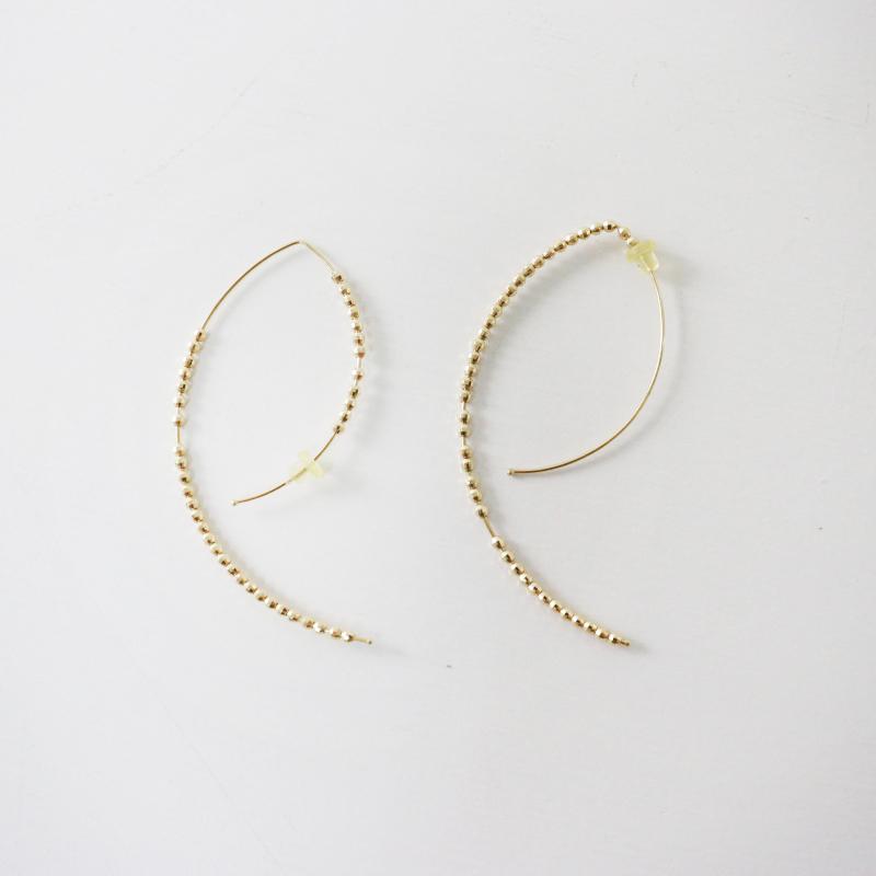 美品 定価14.3万 ミズキ MIZUKI 14K E3A2 バナナフープピアス M‖イエローゴールド アクセサリー【2400014966121】の画像