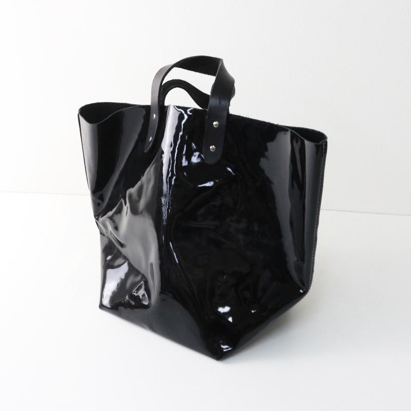 期間限定価格】定価4.8万 テンベア TEMBEA DELIVERY TOTE MEDIUM