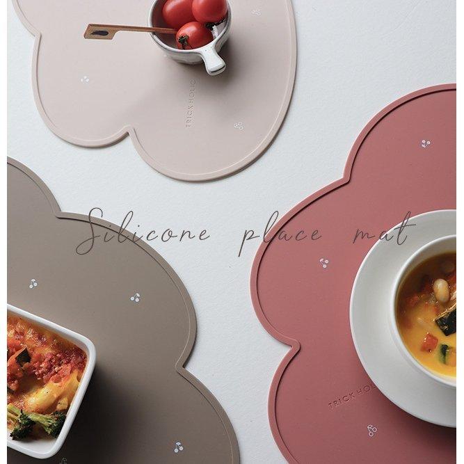アウトレット 素材のスレ 一部製造時の汚れ凹んだような跡 Trick Holic Silicone Mat Cherry お食事マット さくらんぼ柄 チェリー柄 B Silicone Mat Cherry Trickholic 通販 Yahoo ショッピング