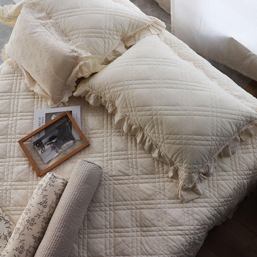 eyelet lace petit pillow cushion アイレットレースプティピロークッション+中綿（分離型）（約25×40ｃｍ) |  | 02