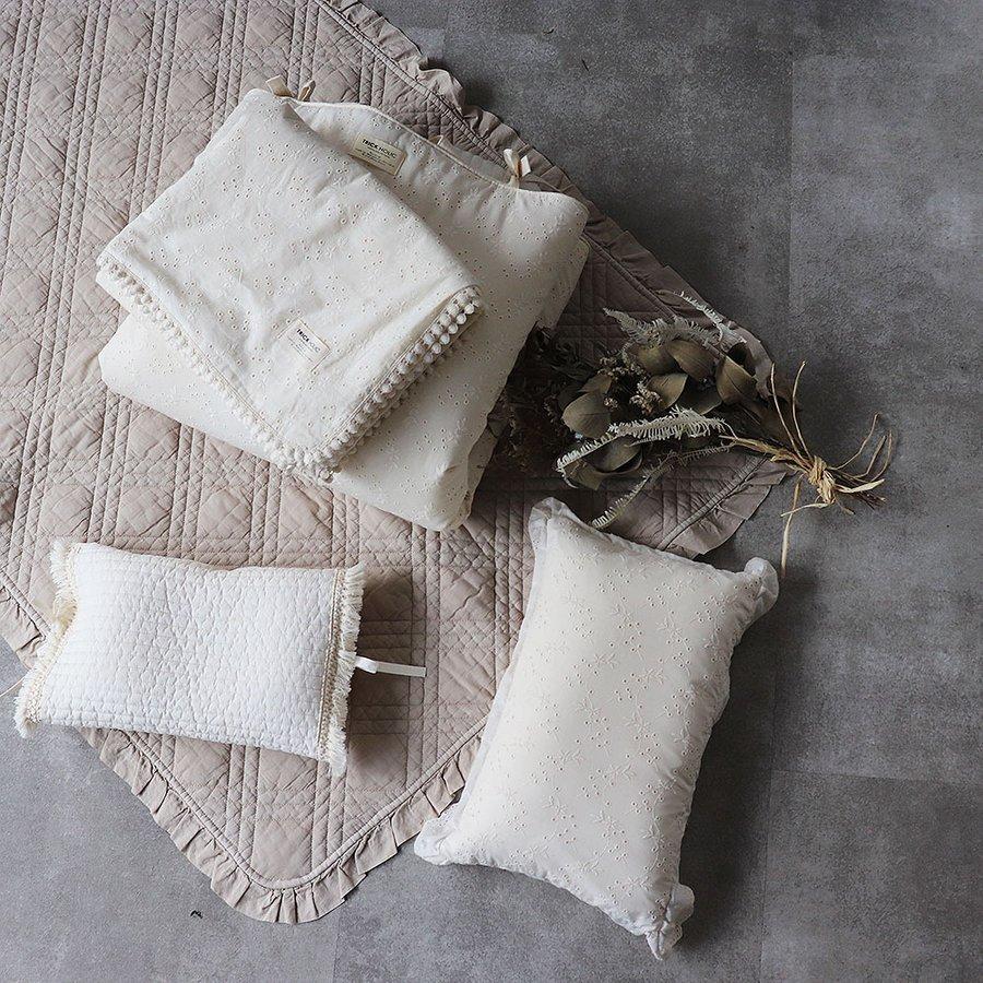 eyelet lace petit pillow cushion アイレットレースプティピロークッション+中綿（分離型）（約25×40ｃｍ) |  | 03