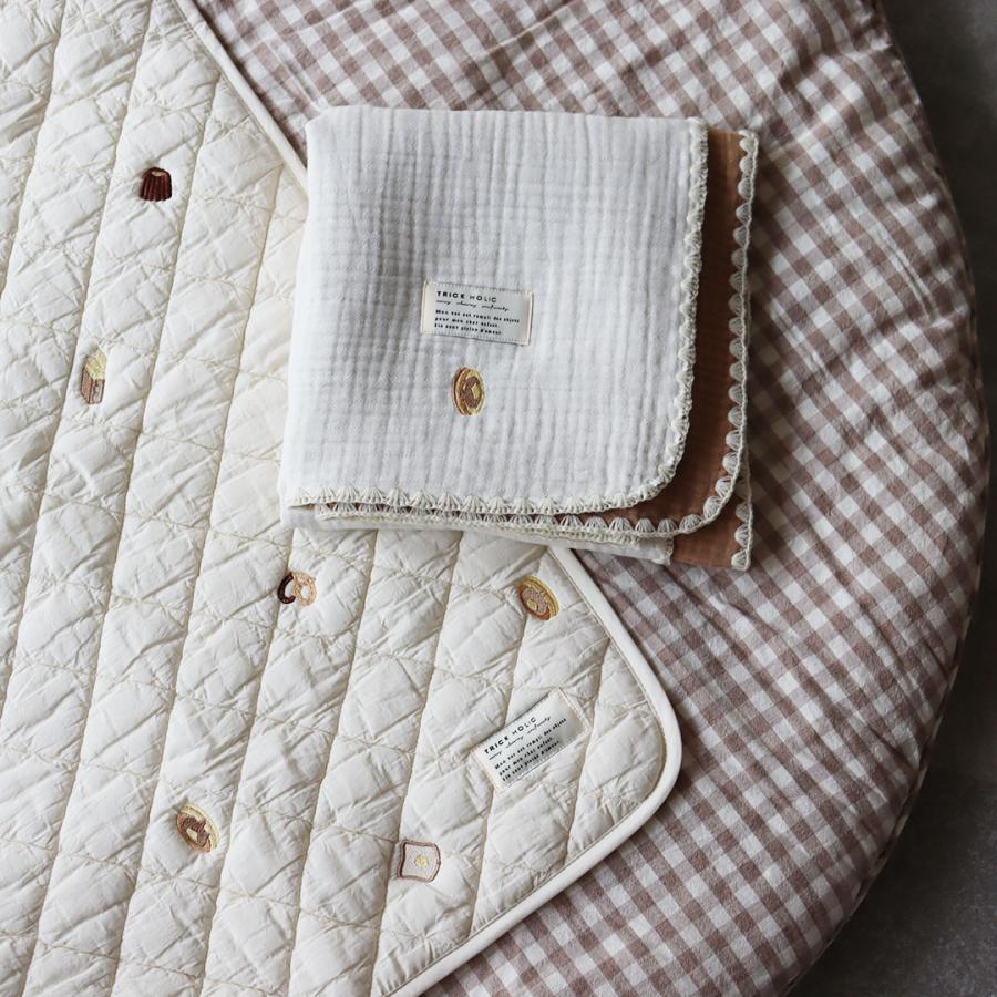 【11/19 PM4時頃再入荷】6重ガーゼブランケットpastry 刺繍（Sサイズ）パンケーキ・カヌレ・バター・ガレットブルトンヌ・トースト・プレッツェル |  | 02