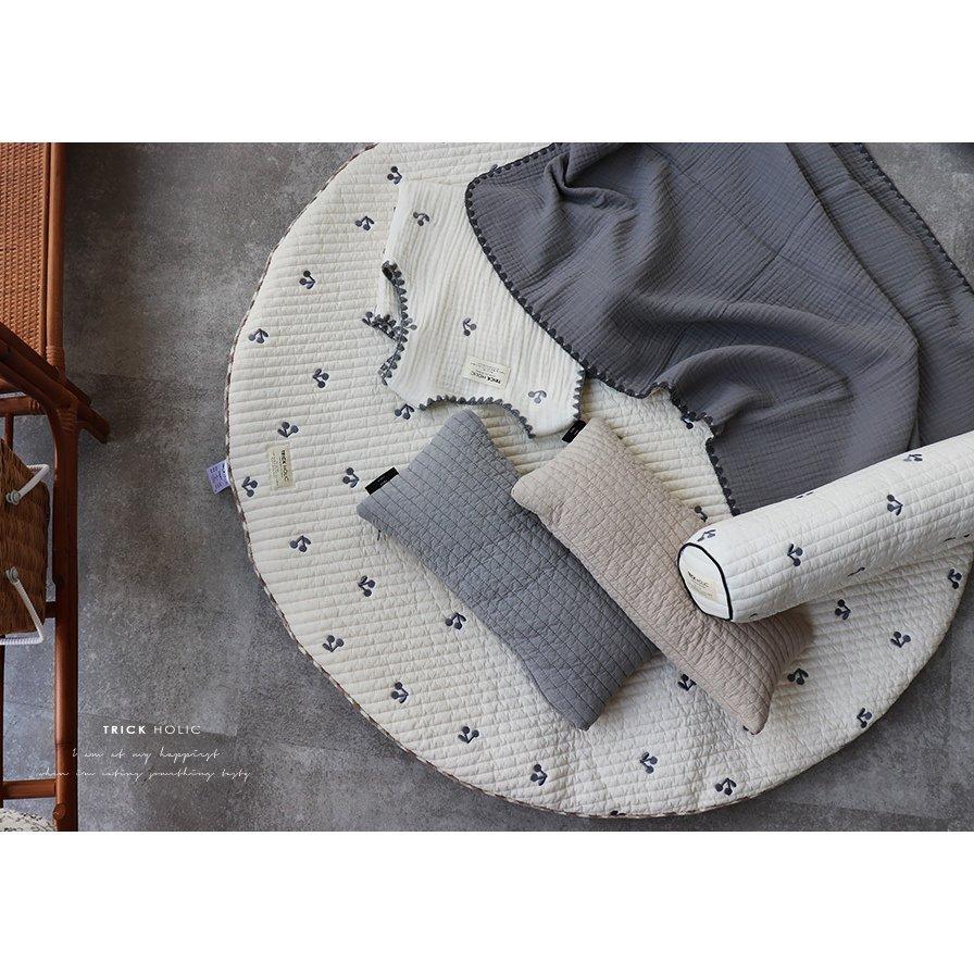 mini bolster cushion さくらんぼ刺繍 プレミアムキルト miniボルスタークッション（約60×10ｃｍ） |  | 10