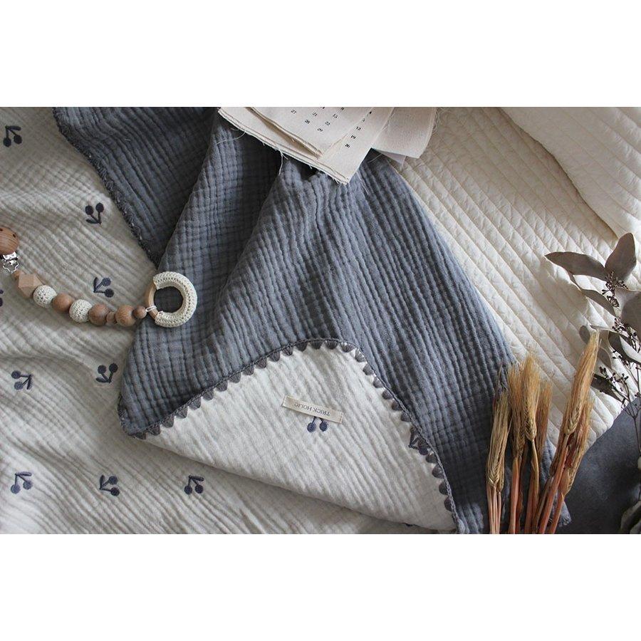 6重ガーゼブランケットさくらんぼの刺繍 Sサイズ（約70×85cm）ガーゼ