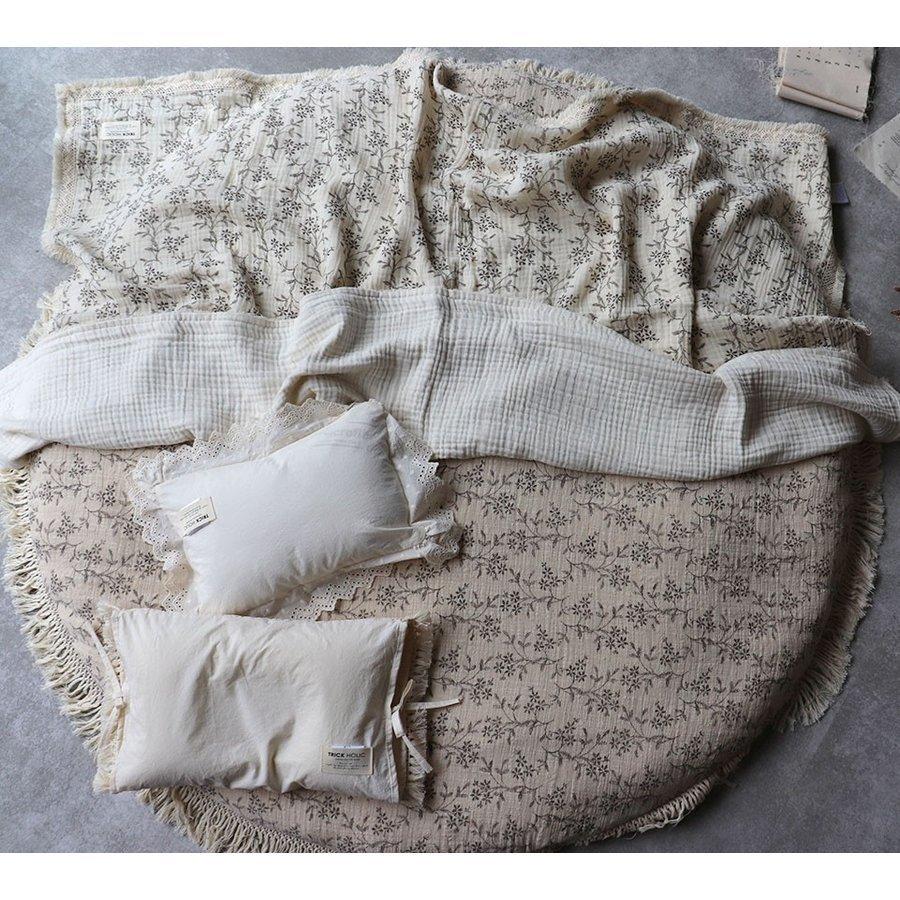 vintageブライダルレース　クッション vintageブライダルレース クッション