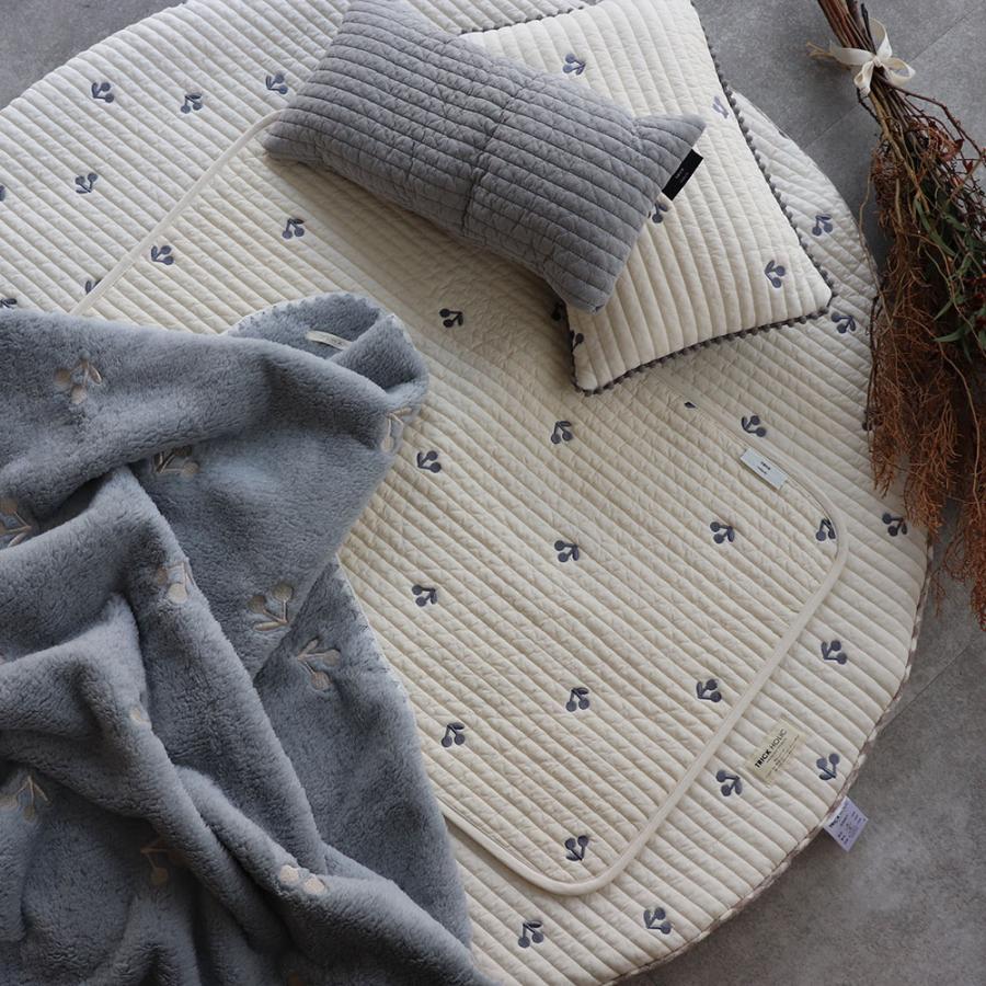 【11/29 11時頃再入荷】プレミアムイブルおむつ替えマット ribbon/heart/星月/さくらんぼ/くま/レモン/ビンテージ　　裏面撥水生地 |  | 08