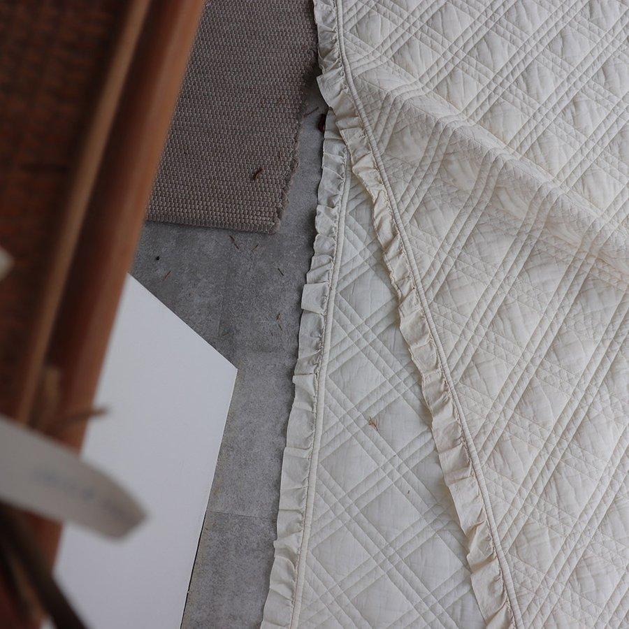 中綿増量 french frill quilt ibul 約150×200cm（フリル含まず）フリル