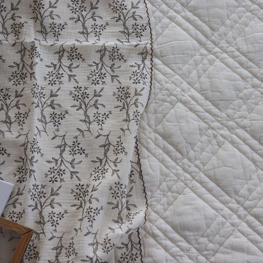 TRICK HOLIC オリジナル デザイン 中綿増量 french frill quilt ibul 中綿プラス 約150×200cm