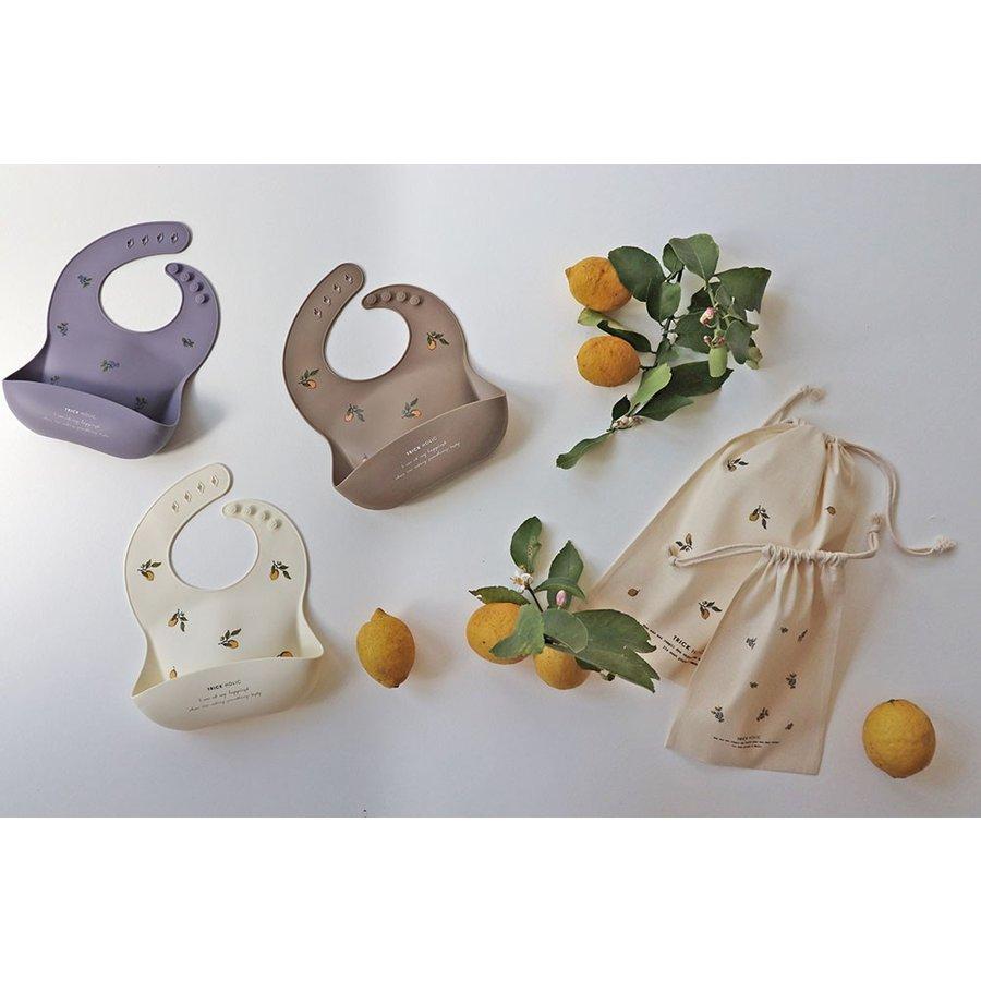 【8/5 PM 2時頃再入荷】【1点までネコポス可】TRICKHOLIC　シリコンビブ※模倣品類似品にご注意ください!!トリックホリック　レモンビブ　ブルーベリービブ |  | 20