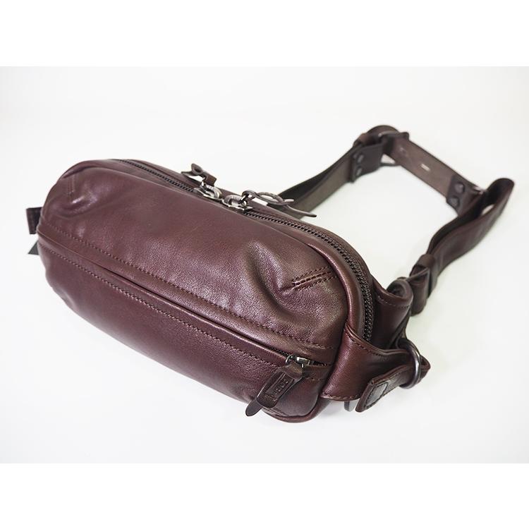 CORBO◇ウエストバッグ/レザー/ブラウン CORBO レザー チョーク