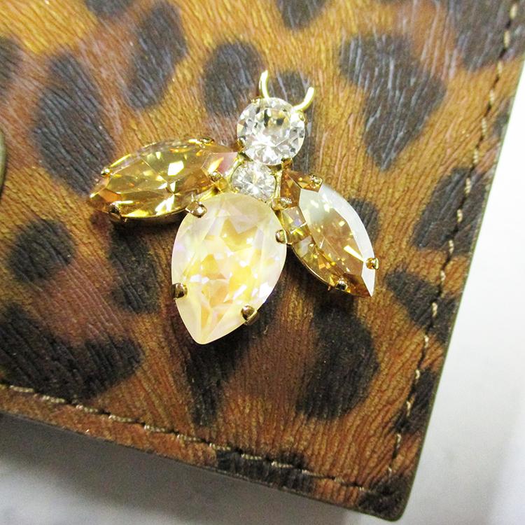 未使用 A.D.M.J エーディーエムジェー 長財布 ビー スワロフスキー A.D.M.J A.D.M.J. エーディーエムジェイ 本革 牛革 レザー