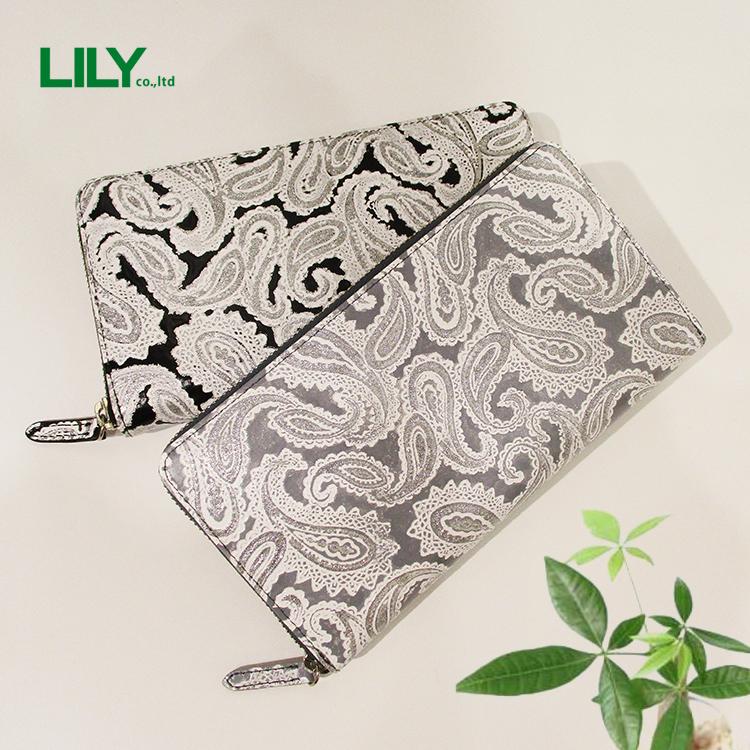新品　LILY Laisser Faire 本革　長財布　ペイズリー　ラメ リリー LILY レッセフェール Laisser Faire 本革 牛革 レザー