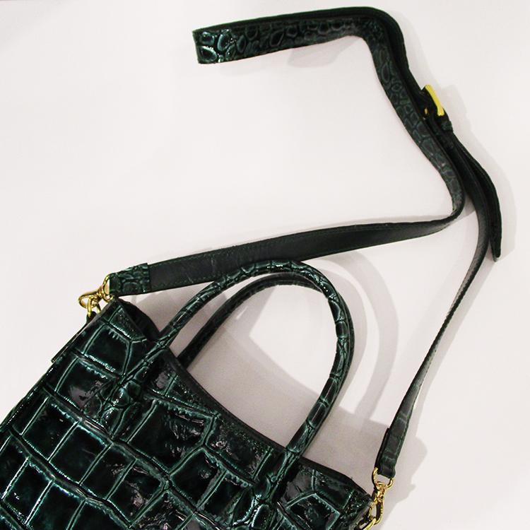 牛革　ラックスクロコ　ショルダーバッグ VIADOAN（ヴィアドアン） ヴィア ドアン レザー 牛革 本革 LUX CROCO