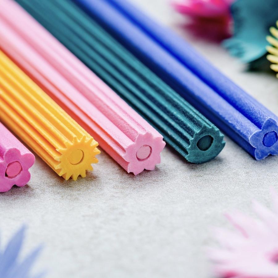 鉛筆 色鉛筆 花色鉛筆 ギフトセット かわいい ケース おしゃれ ギフト 油性 えんぴつ削り プレゼント 鉛筆削り メッセージカード ポストカード 高級 送料無料 Flowerpencils Set Trinus Store 通販 Yahoo ショッピング