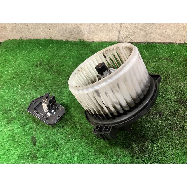 フォワード イスズ PDG-FRR34T2 ヒーターブロアモーター フォワード イスズ PDG-FRR34T2 ヒーターブロアモーター