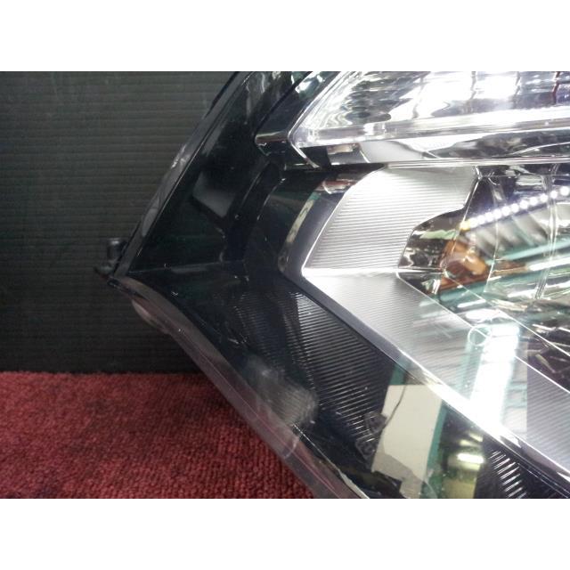 アウトランダー DLA-GG2W 美品！ 左ヘッドライト Ｈ27 点灯確認済み HID 8301C205 ☆即決の画像