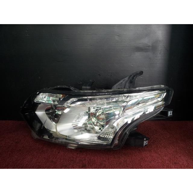 アウトランダー DLA-GG2W 美品！ 左ヘッドライト Ｈ27 点灯確認済み HID 8301C205 ☆即決の画像