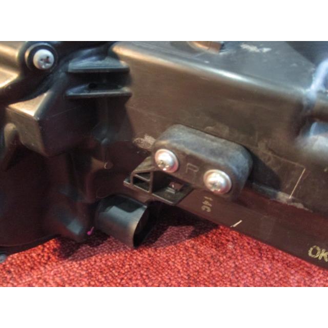 レクサス CT DAA-ZWA10 右ヘッドライト Ｈ23 ハロゲン 純正 81130-76090 ☆即決の画像