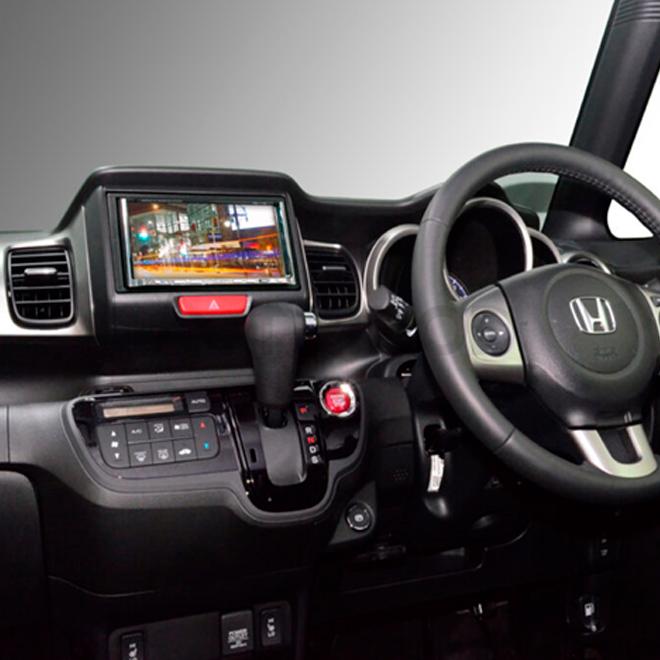 HONDA N-BOXスラッシュ　ナビゲーションパネル ホンダ（HONDA） N-BOX スラッシュ サウンドマッピングシステム付車用