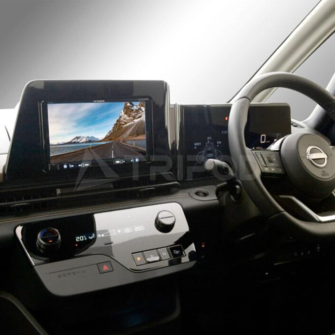 セレナ　ラージサイズカーナビゲーション取り付けキット 日産（NISSAN） セレナ用 9インチ型カーナビゲーション取付キット