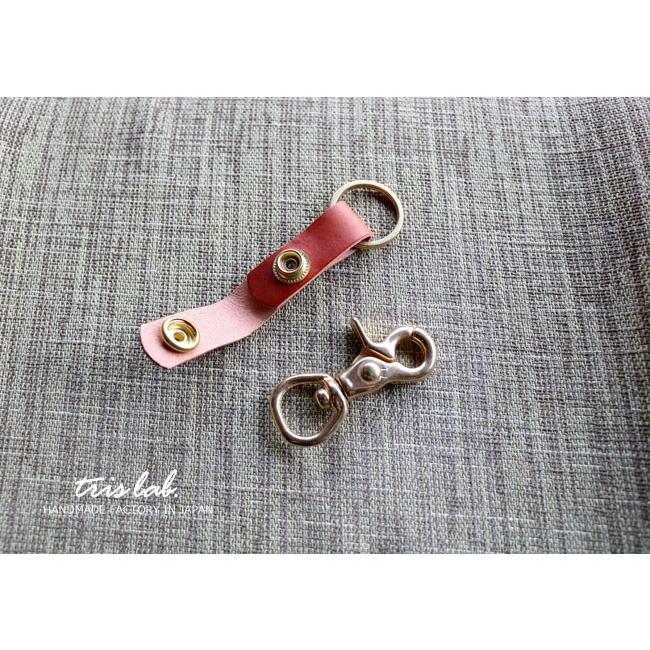 大きな真鍮金具のキーリング　イタリアヌメ |  | 02