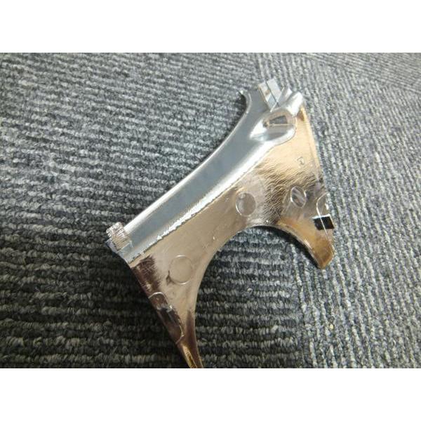 いすゞ（ISUZU） エルフ メッキパーツ コーナーパネル 左右セット 上部
